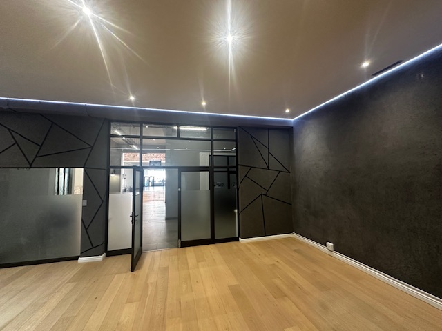 To Let commercial Property for Rent in Woodstock Western Cape